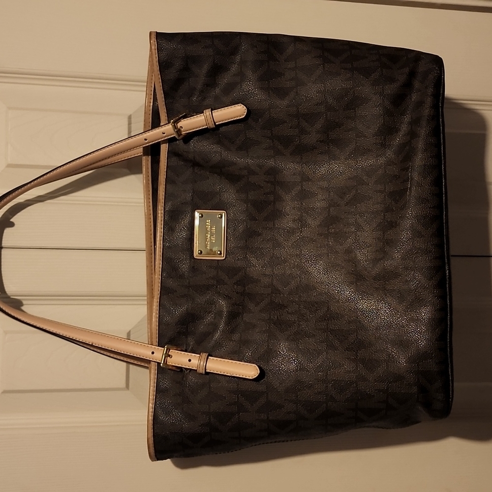 Michael Kors Tote